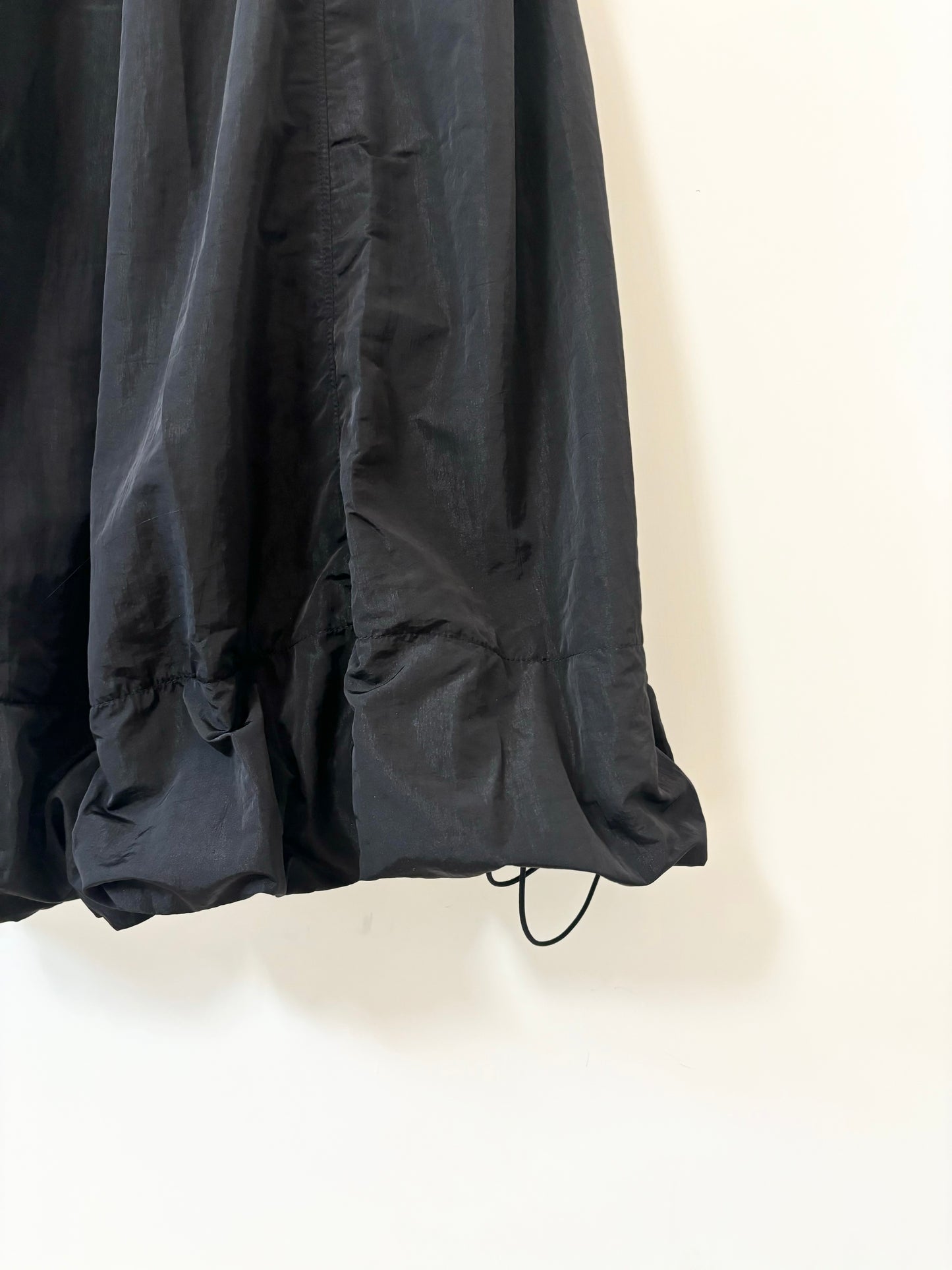 索索料 SHINNY 2-WAY SKIRT