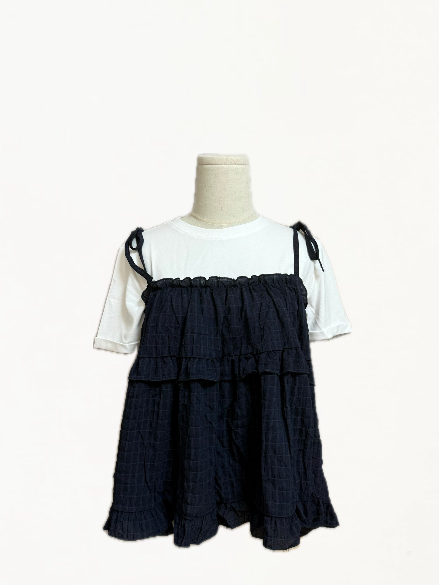 Ruffle暗紋短外搭 | E21564