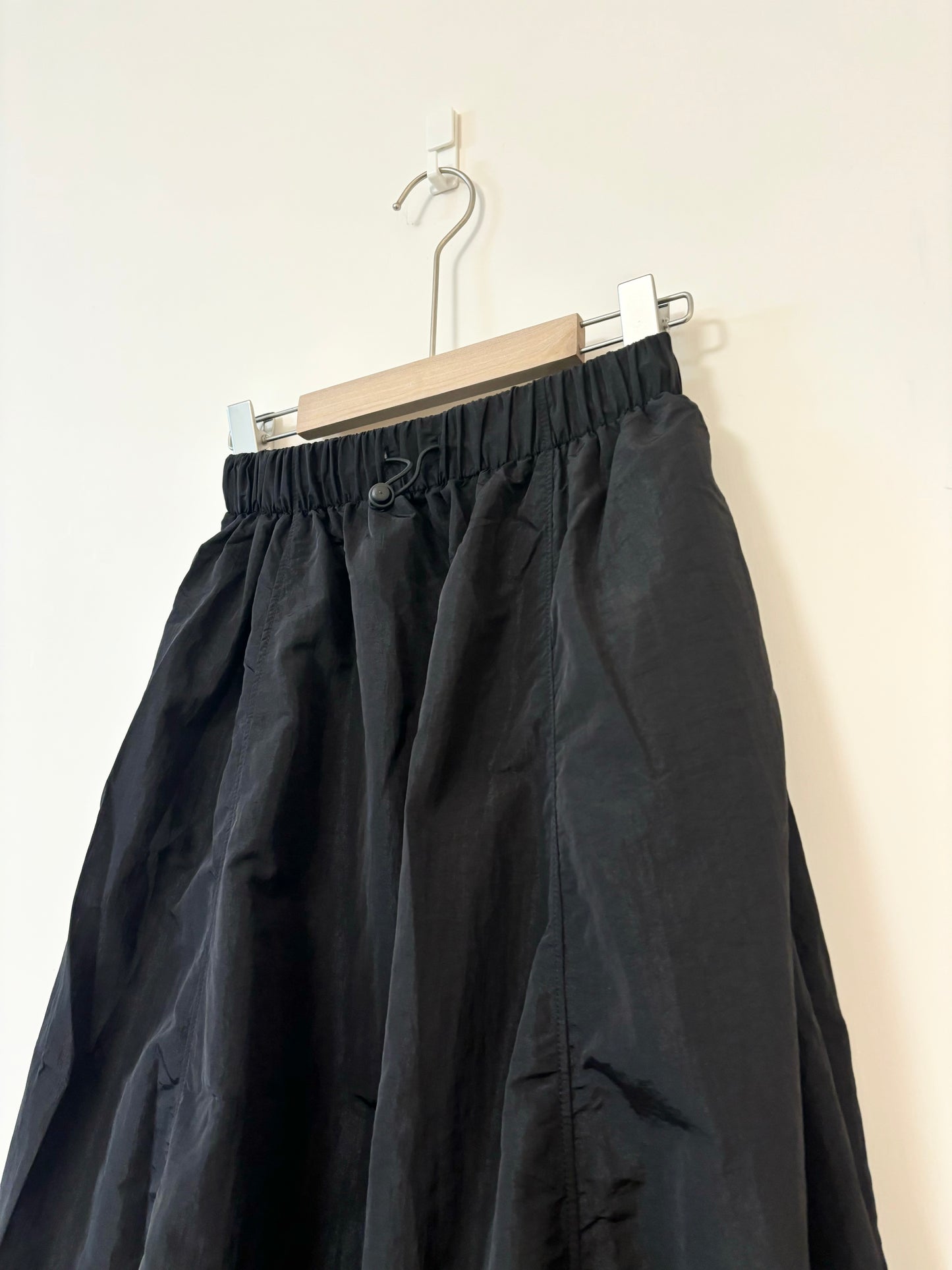索索料 SHINNY 2-WAY SKIRT