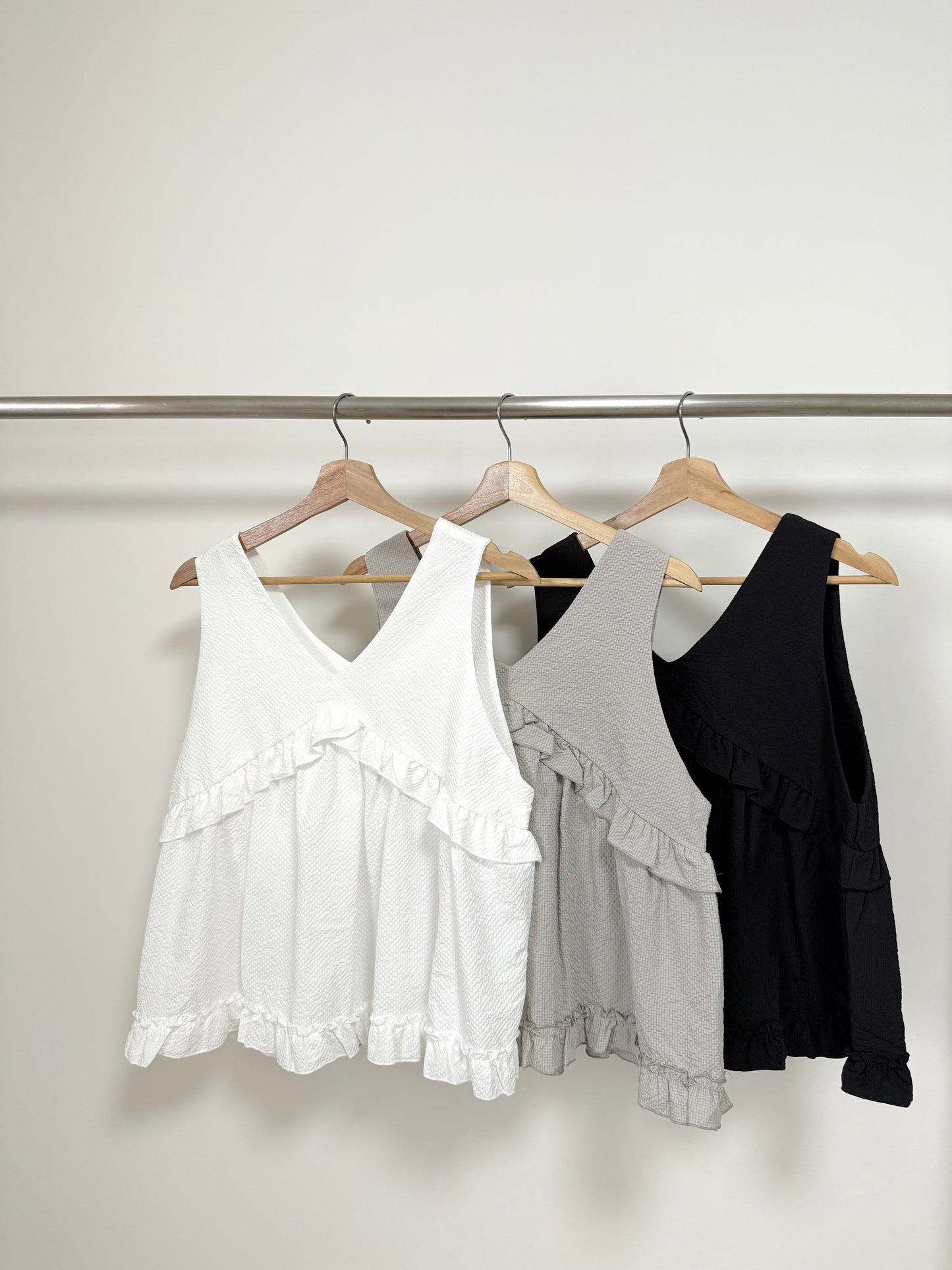 2WAY RUFFLE V領TOP | E21801