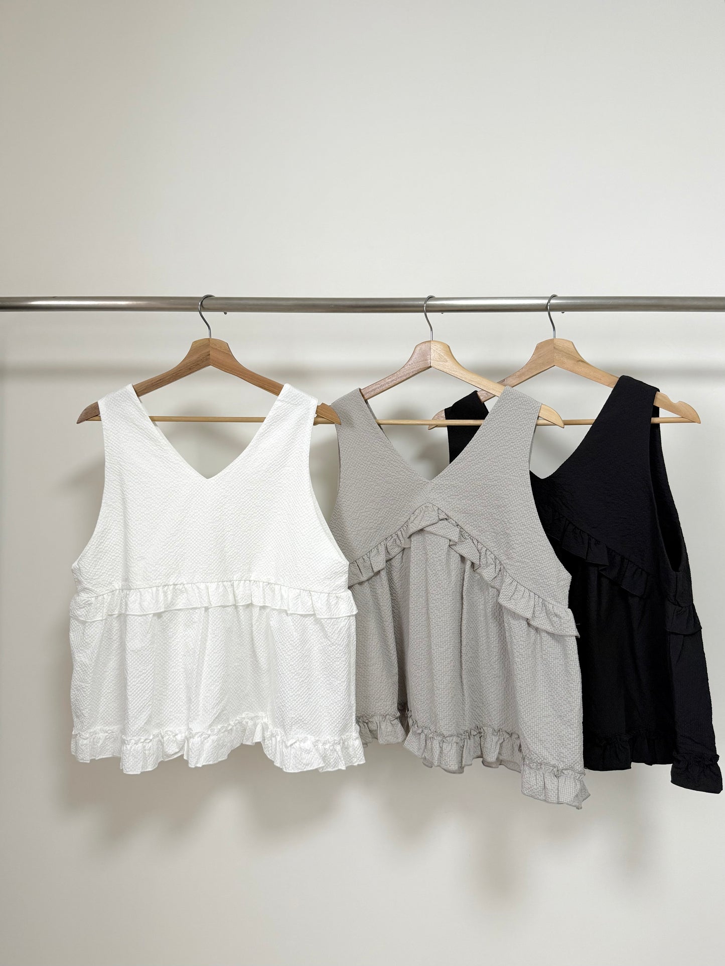 2WAY RUFFLE V領TOP | E21801