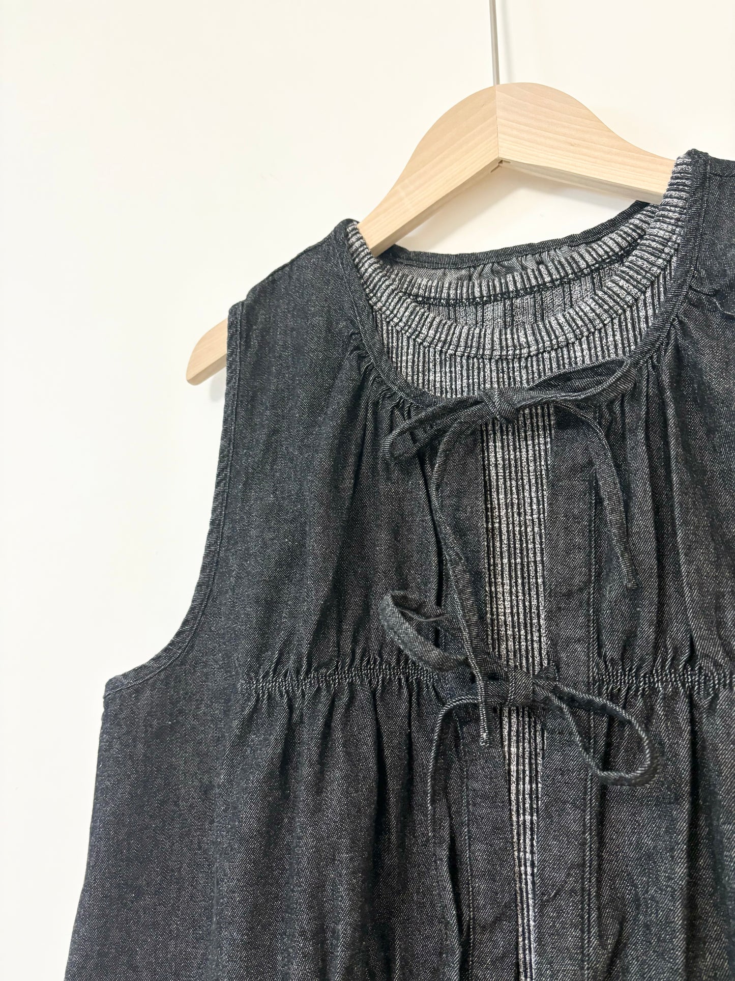 DENIM TOP