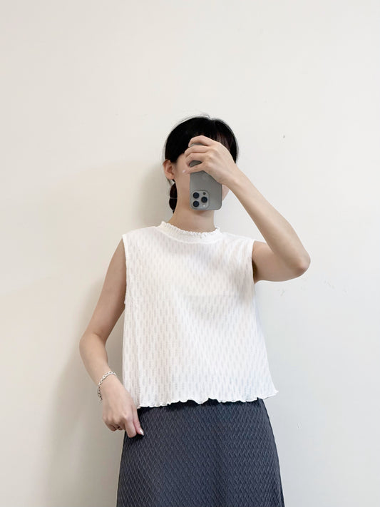 RUFFLE 暗紋背心 | E21624
