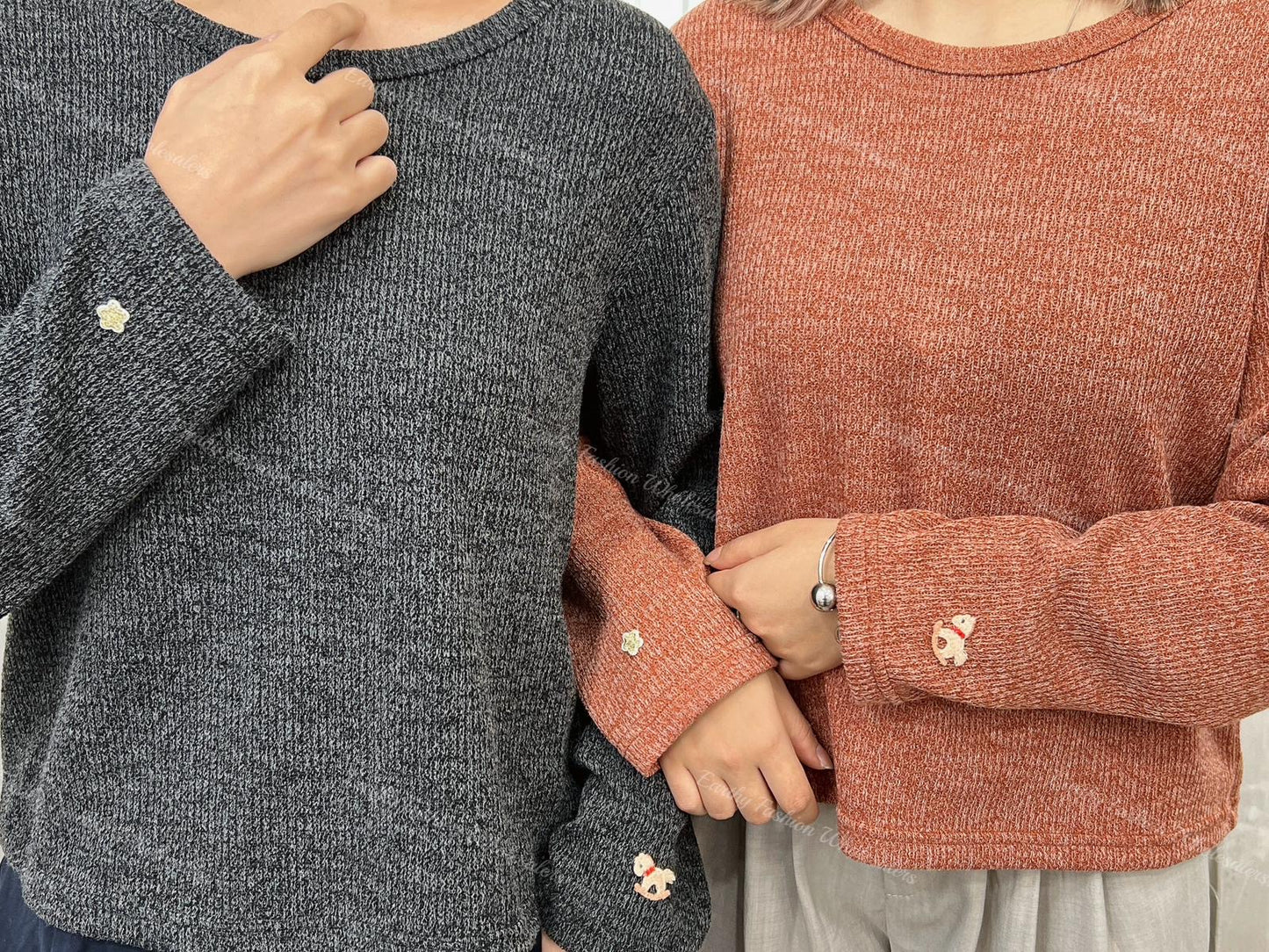 [SALE] 星星木馬刺繡TEE | E21367