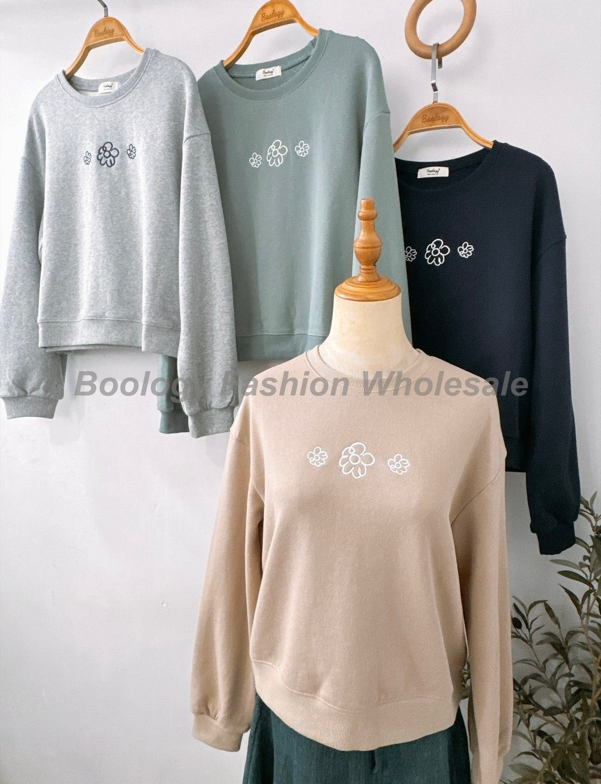 花花刺繡衛衣 #8602