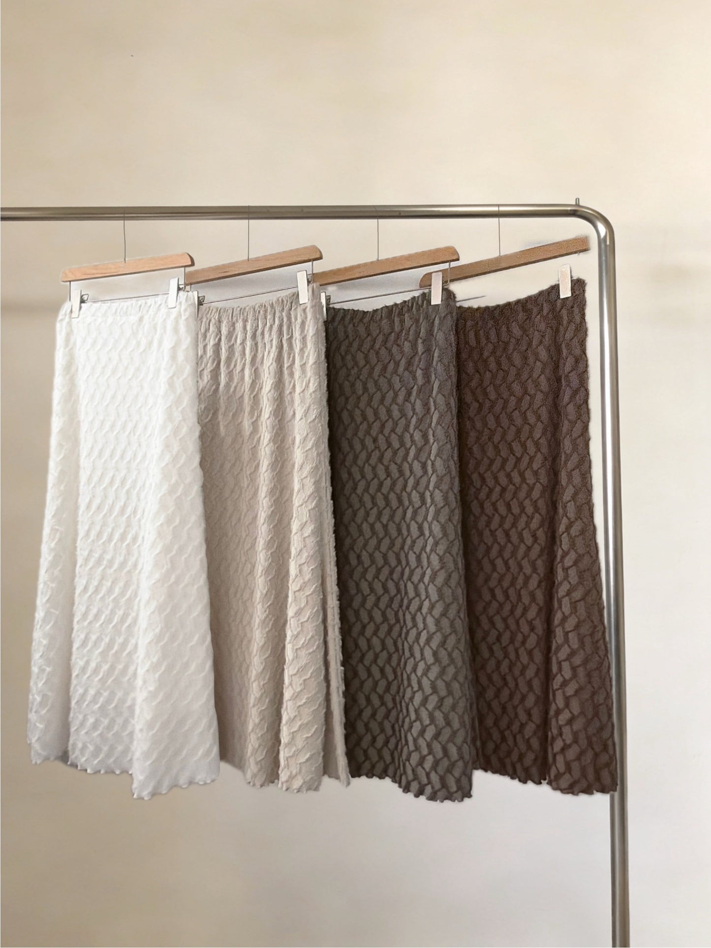 不規則毛毛半裙 | E22097