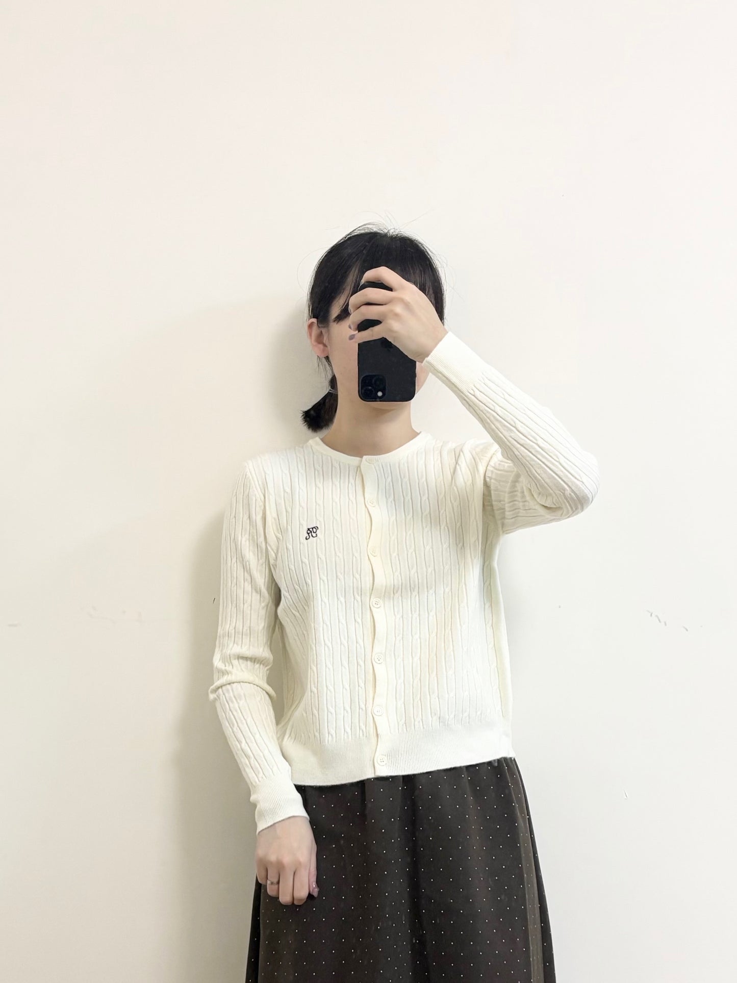 扭紋刺繡薄針織外套